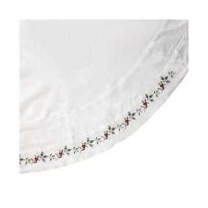   Winterberry Round Embroidered Tablecloth, 72
