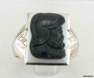 Warrior Cameo Style Mens Banded Agate Ring   10k Solid Gold VIntage 